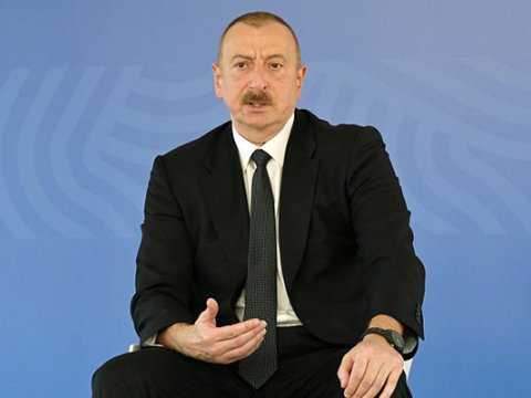 İlham Əliyev Makrondan dəlil-sübut tələb etdi