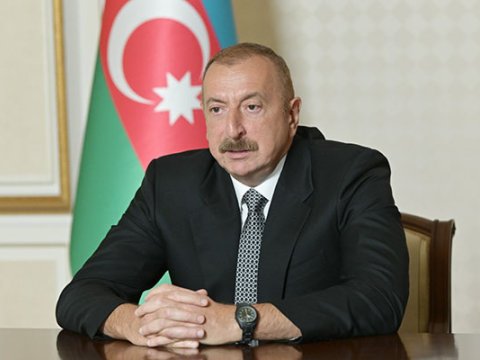 İlham Əliyev: “Bunu istəyənlər öz torpaqlarının bir hissəsini həmin ermənilərə versin”