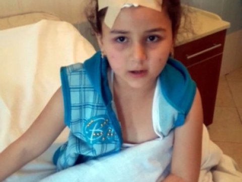 Ermənistanın Gəncəni atəşə tutması nəticəsində yaralananlardan biri də 8 yaşlı qızcığazdır