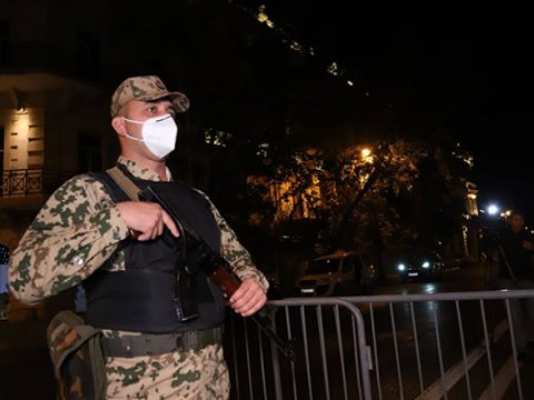 Polis insanları küçələrə çıxmamağa ÇAĞIRDI