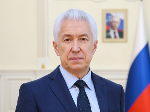 Putin Dağıstanın rəhbərini vəzifəsindən azad etdi