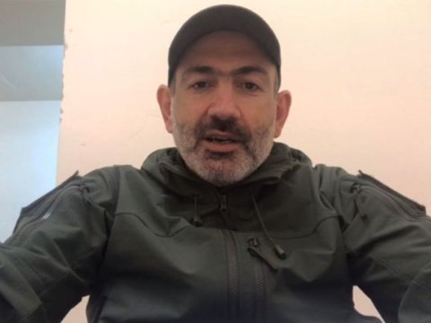 Paşinyan yenidən səfərbərlik elan etdi: “Kimin evində hərbi gödəkçə varsa, onu da götürsün”
