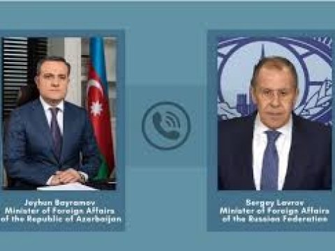 Ceyhun Bayramov Lavrovla cəbhədəki durumu müzakirə etdi