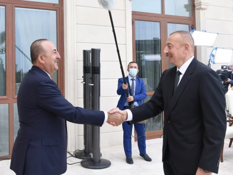 İlham Əliyev Mövlud Çavuşoğlunu qəbul edib - YENİLƏNİB
