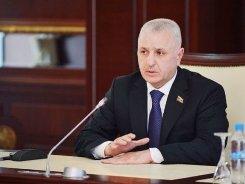 Yalançı demokrat və təcavüzkar siyasətçi obrazı