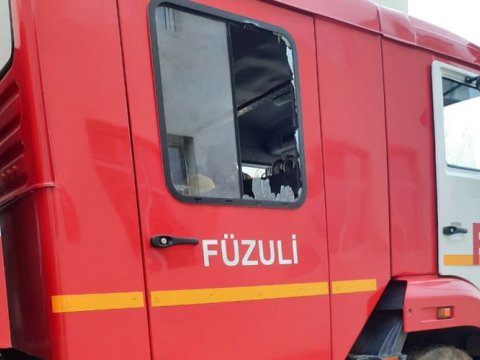 Ermənilərin Füzulidə yanğısöndürən maşınına atəş açdılar