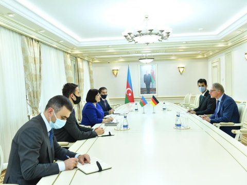 Sahibə Qafarova Almaniyanın ölkəmizdəki səfiri ilə görüşüb