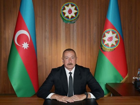 “İndi Ermənistan atəşkəs üçün yalvarır“ - Prezident