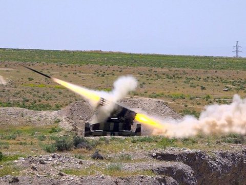 Düşmən Bərdəni və Ağcəbədini atəşə tutur - Ordumuz adekvat tədbirlər görür