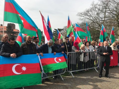 Xaricdə yaşayan azərbaycanlılardan Prezidentə dəstək MƏKTUBLARI