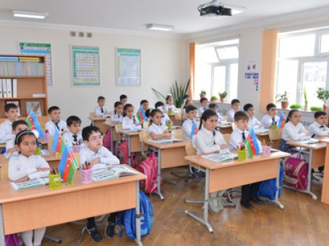 Şagirdlərin elektron yerdəyişməsinə yenidən başlanır