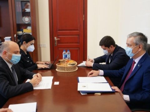 Mədəniyyət Nazirliyində Özbəkistan səfiri ilə görüş keçirilib
