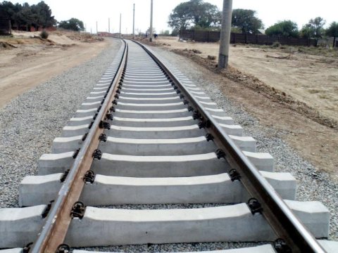 Heydər Əliyev Beynəlxalq Hava Limanına yeni dəmir yolu çəkiləcək  