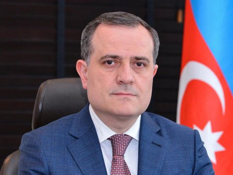 Ceyhun Bayramov xarici diplomatlara erməni hücumu barədə məlumat verdi