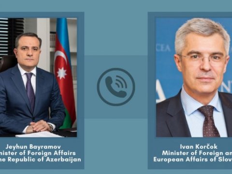 Ceyhun Bayramov slovakiyalı həmkarını cəbhədəki vəziyyətlə bağlı məlumatlandırdı