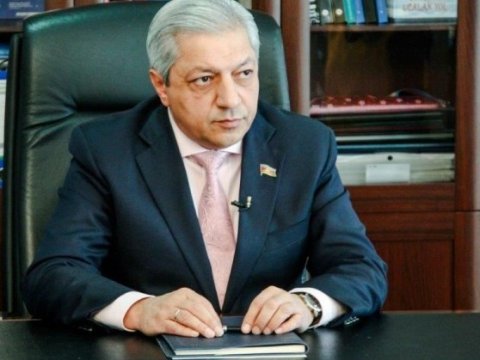 Deputat Belçika və Böyük Britaniya mətbuatına erməni təxribatından danışdı