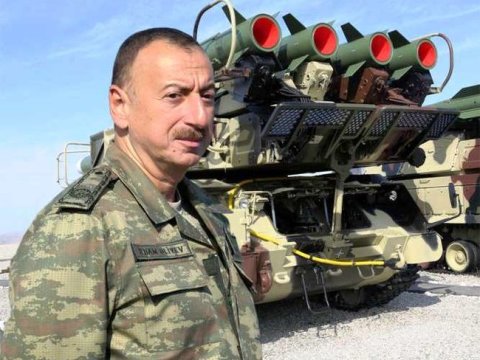 Yıxılmaz Ali Baş Komandan!!!