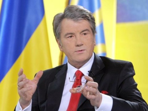 “Sizin yanınızdayıq” - Viktor Yuşenko