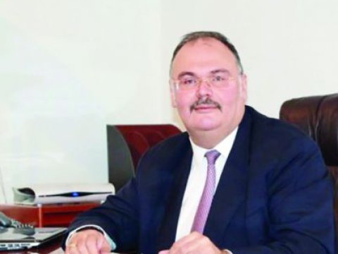 Azərbaycan səfirinə ağır itki üz verib