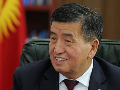 Baş Nazir istefa verən prezidentlə bağlı fərman imzaladı