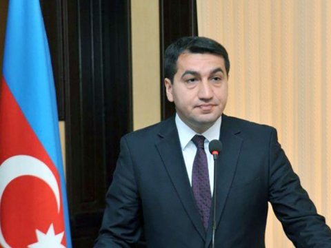 Hikmət Hacıyev: “Paşinyan Səddam Hüseynin taktikasını təkrarlayır”