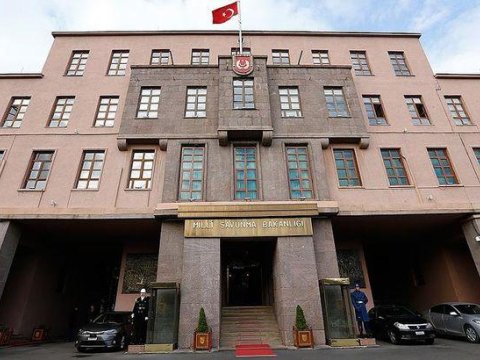 Türkiyə Müdafiə Nazirliyi: Qardaş Azərbaycan bu alçaqlığa cavabı cəbhədə verir