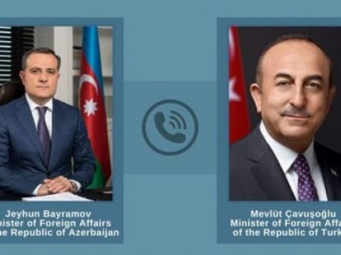 Azərbaycan və Türkiyə XİN rəhbərləri Gəncəyə raket hücumunu müzakirə edib