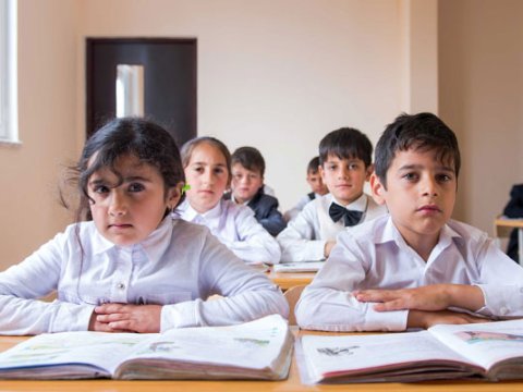 Məktəblər bağlandı, distant təhsil də dayandırılır? - Təhsil Nazirliyindən AÇIQLAMA