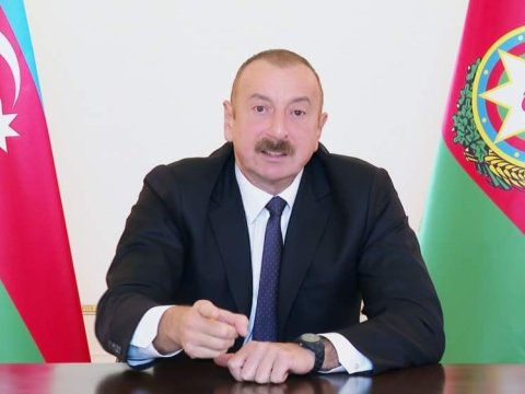 “Biz onları torpaqlarımızdan elə qovduq ki, dabanlarına tüpürüb qaçdılar” - İlham Əliyev