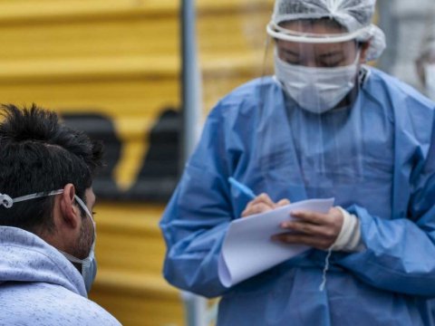 Daha bir ölkədə koronavirusa yoluxanların sayı 1 milyonu ötdü