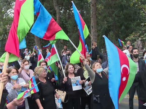 Döyüş iştirakçıları arasında təbliğat və təşviqat işləri davam edir