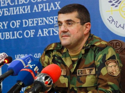 Arutyunyan erməniləri dua etməyə çağırır...