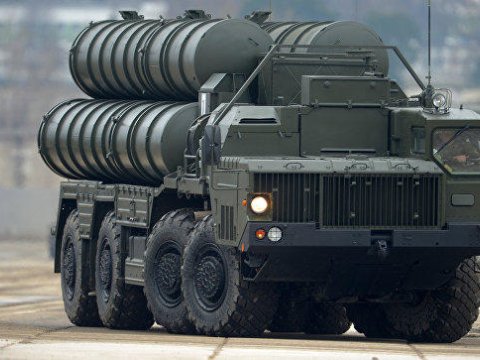 Putin S-400-ü dünyanın ən yaxşı HHM sistemi adlandırdı