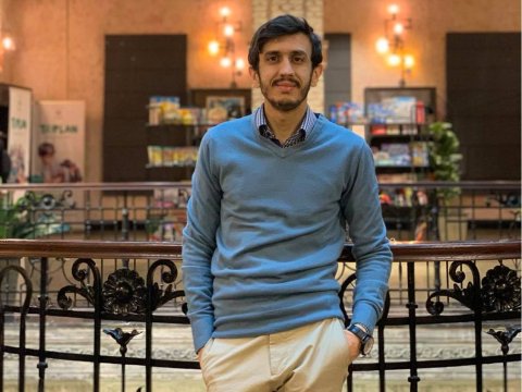Azərbaycanlı gənc Avropa İttifaqının saytında Paşinyanı İFŞA ETDİ