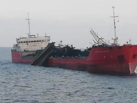 Bu tankerdə itkin düşmüş dənizçilərin axtarışları davam edir