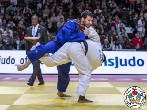 Cüdoçumuz bürünc medal qazandı