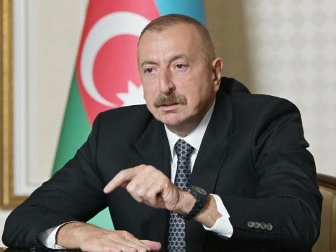 “Şuşada sərxoş vəziyyətdə oynayan o təlxək bəyan etsin ki, çıxıram”  