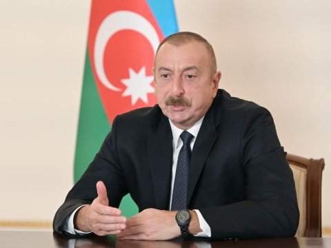 İlham Əliyevdən sərt İTTİHAM: “Gümrüdəki bazadan vaxtaşırı olaraq Ermənistan silahlı qüvvələrinə təchizat göndərilir”