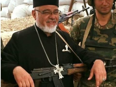 Ermənistanın dini rəhbəri öz xalqını ölümə göndərir