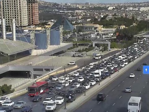Paytaxtın bu küçələrində sıxlıq var - BNA