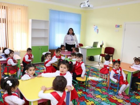 Nazirdən uşaq bağçaları və şagird yerdəyişməsi barədə AÇIQLAMA  