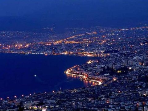 İzmir yenə silkələndi