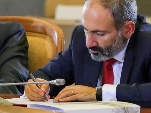 Paşinyan Putinə məktub yazıb təcili yardım İSTƏDİ
