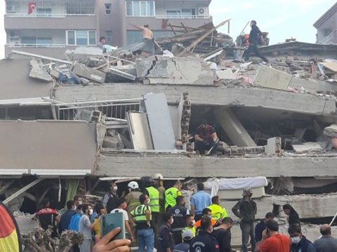 Türkiyədəki zəlzələdə ölü sayı 51-ə yüksəldi - YENİLƏNİB