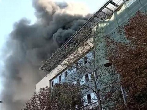 İstanbulda xəstəxanada partlayış oldu - VİDEO