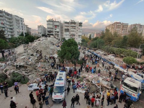 İzmirdəki zəlzələdə ölənlərin sayı artdı - YENİLƏNİB