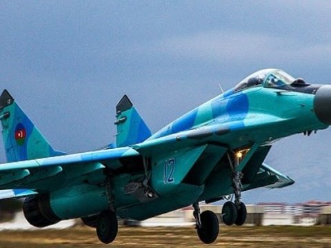 Azərbaycan Müdafiə Nazirliyi: “Döyüş təyyarəmizin vurulması dezinformasiyadır”