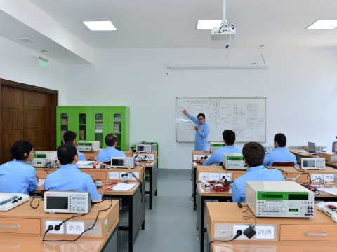 Müəllimlərin işə qəbulunun müsahibə mərhələsi yekunlaşdı