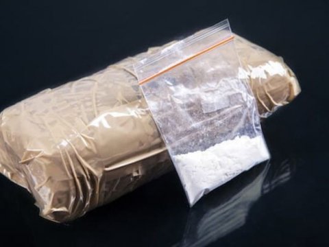 Narkotacirdən 1 kq heroin götürüldü