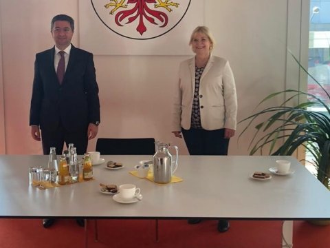 Azərbaycan səfiri Brandenburq prezidenti ilə görüşdü